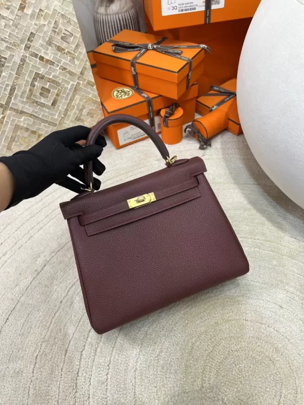 mmexport1713249494120-jpg Canada Toronto Hermes Togo Leather Kelly 25CM 55 Rouge H Gold Hardware