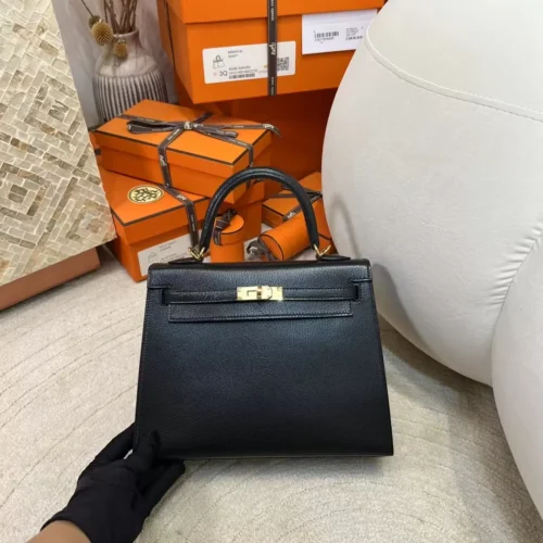 New Hermes Kelly Sellier 25CM 89 Noir Chevre Leather Gold Hardware