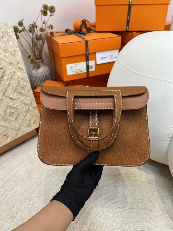 mmexport1713423380489-1 Full Handmade Hermes 37 Gold Halzan 25CM Barenia Faubourg Gold Hardware