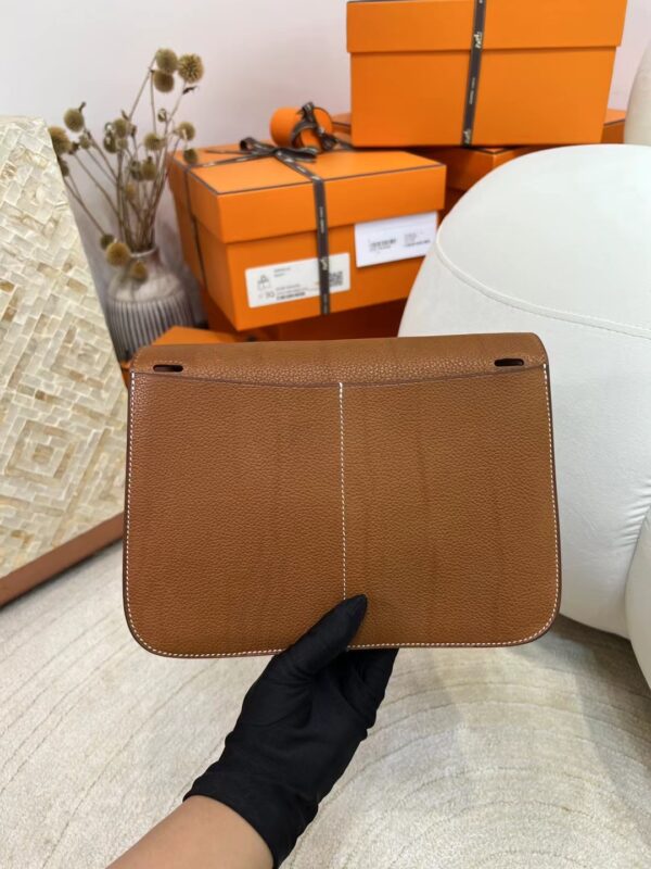mmexport1713423382239 Full Handmade Hermes 37 Gold Halzan 25CM Barenia Faubourg Gold Hardware
