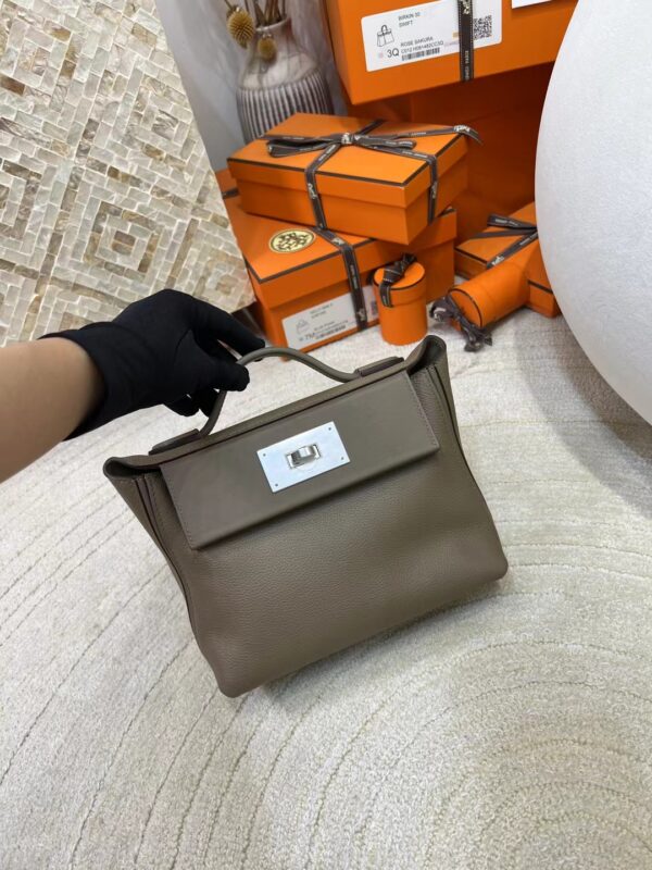 mmexport1713423422631-1 New Hermes 18 Etoupe Evercolor Leather Kelly 2424 Mini Silver Hardware