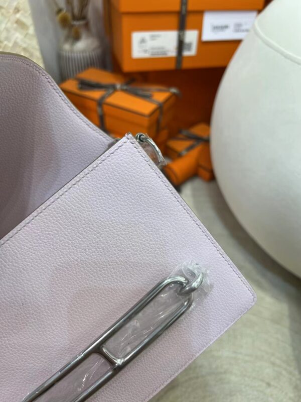 mmexport1713423627170 Handmade Hermes Roulis 19cm Evercolor Leather 09 Mauve Pale Silver Hardware
