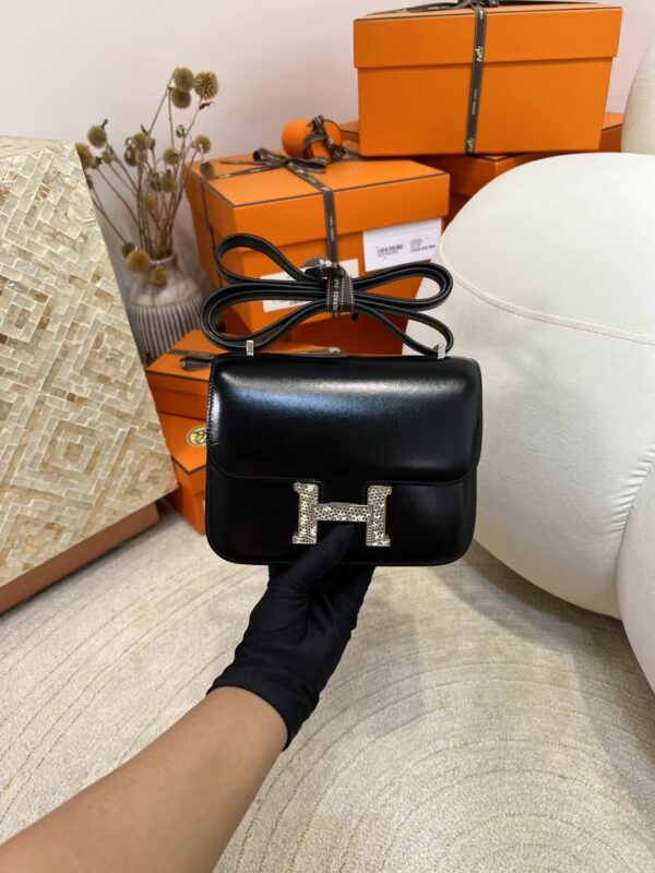 mmexport1713423689601-1 Canada Ottawa Hermes 89 Noir Box Leather Constance 19CM Lizard Skin Buckle