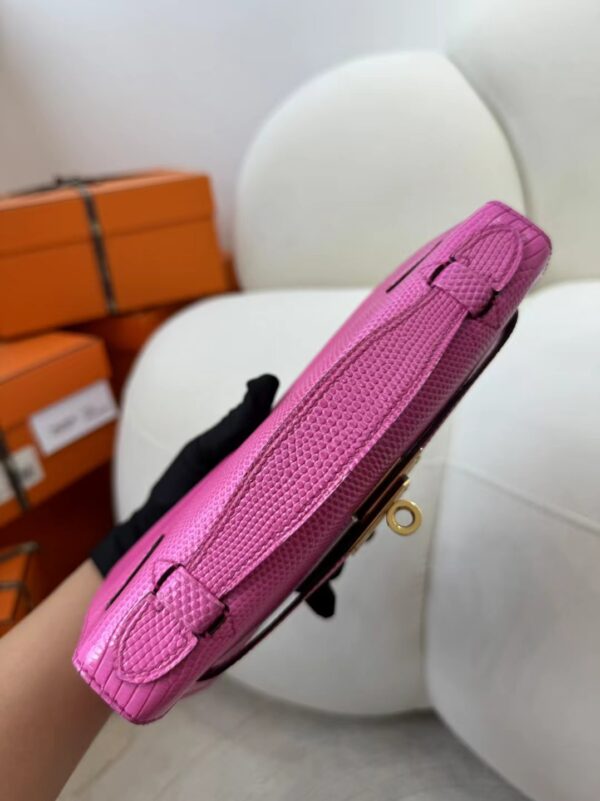 mmexport1715154013283 Hermes Bag Images Lizard Leather Kelly Pochette 22cm E5 Rose Tyrien Gold Hardware
