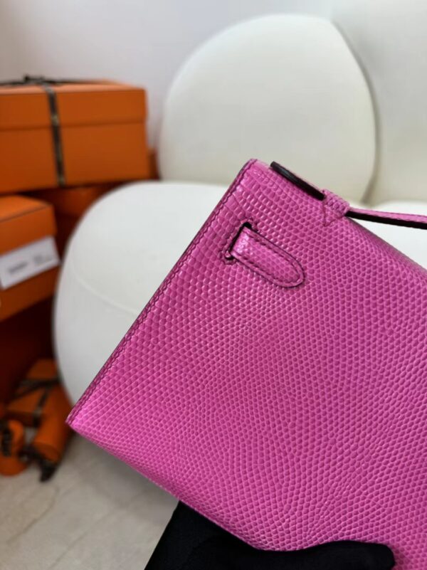 mmexport1715154015037 Hermes Bag Images Lizard Leather Kelly Pochette 22cm E5 Rose Tyrien Gold Hardware