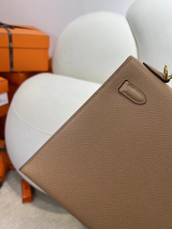 mmexport1716272090548 Russia Moscow Hermes Epsom Leather Kelly Sellier 25CM 0M Chai Gold Hardware