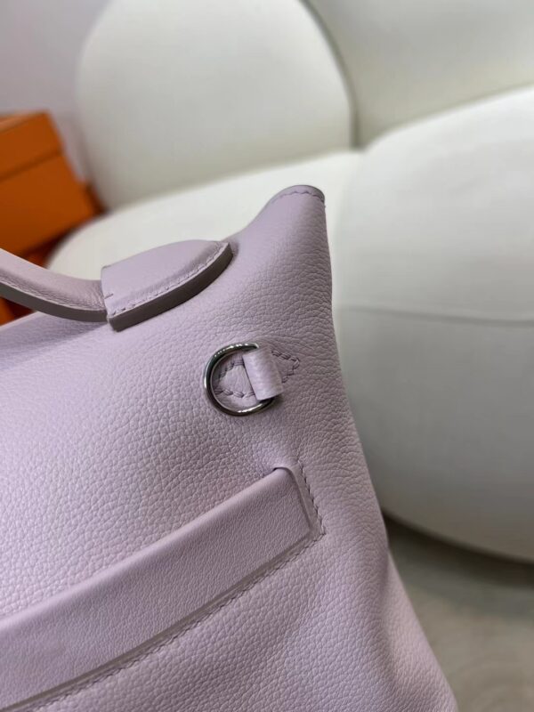 mmexport1716272481769 Hermes Boutique Kelly 2424 Mini Evercolor Leather 09 Mauve Pale Silver Hardware