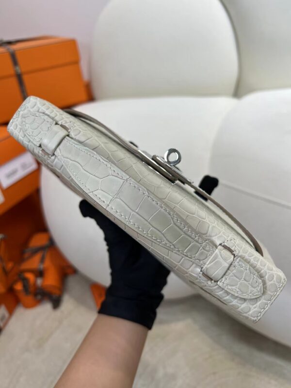 mmexport1716272531459 Vietnam Hermes Kelly Pochette 22CM 80 Gris Pearl Matte Alligator Crocodile Silver Hardware