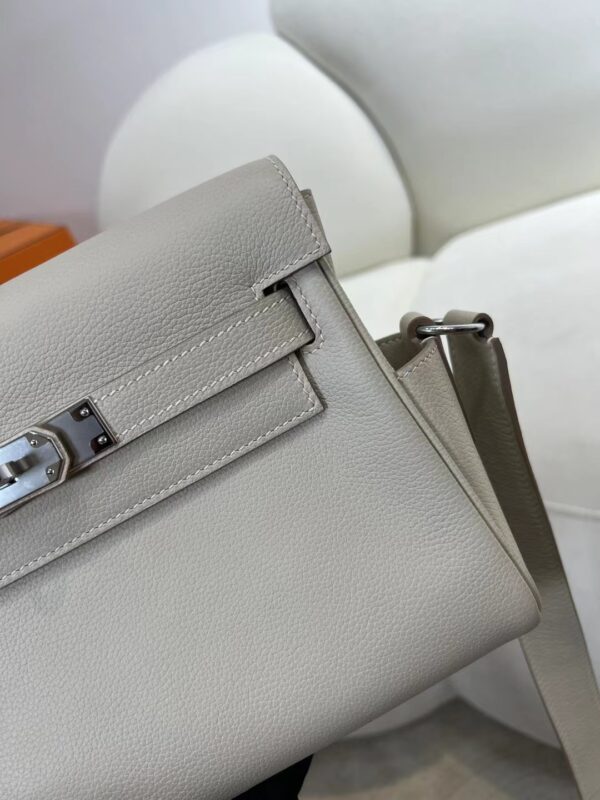mmexport1716273178867 Hermes Bag Price Kelly Messenger 25CM Evercolor Leather 8L Beton Silver Hardware