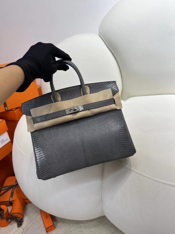 mmexport1716273238346 Kuwait Hermes 84 Gris Fonce Lizard Leather Birkin 25CM Silver Hardware