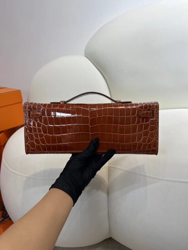 mmexport1716273458178 Britain Hermes Shiny Niloticus Crocodile Kelly Cut 31CM CK33 Miel Gold Hardware