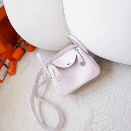 Hermes Bag Images 09 Mauve Pale & 2S Sesame Swift Leather Mini Lindy 19CM Silver Hardware