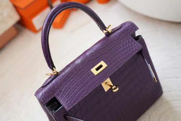 mmexport1720678795637 Korea Seoul Hermes Matte Alligator Crocodile Kelly 25CM 9G Amethyste Gold Hardware