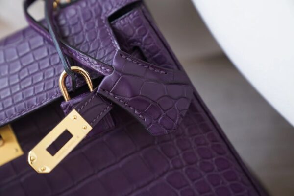 mmexport1720678797474 Korea Seoul Hermes Matte Alligator Crocodile Kelly 25CM 9G Amethyste Gold Hardware