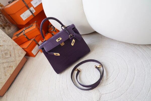 mmexport1720678801316 Korea Seoul Hermes Matte Alligator Crocodile Kelly 25CM 9G Amethyste Gold Hardware