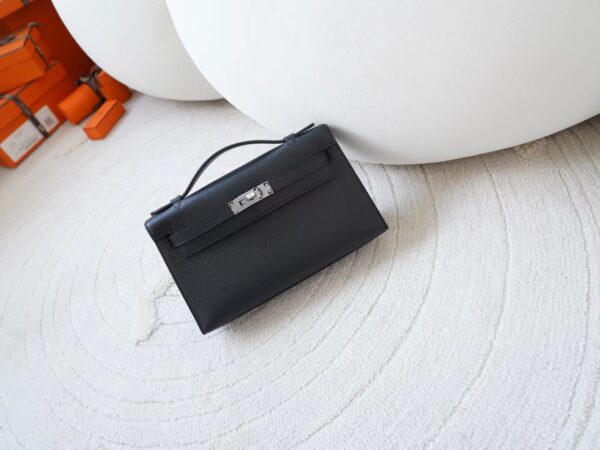 mmexport1721029372356-1 Russia Moscow Hermes Kelly Pochette 22CM Epsom CK89 Noir Silver Hardware