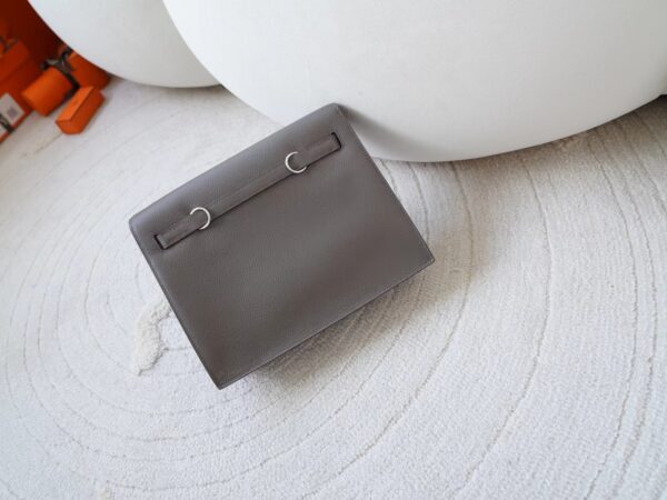 mmexport1721111155892 Hermes Bag Images Kelly Danse 22CM Evercolor Leather 8F Etain Silver Hardware