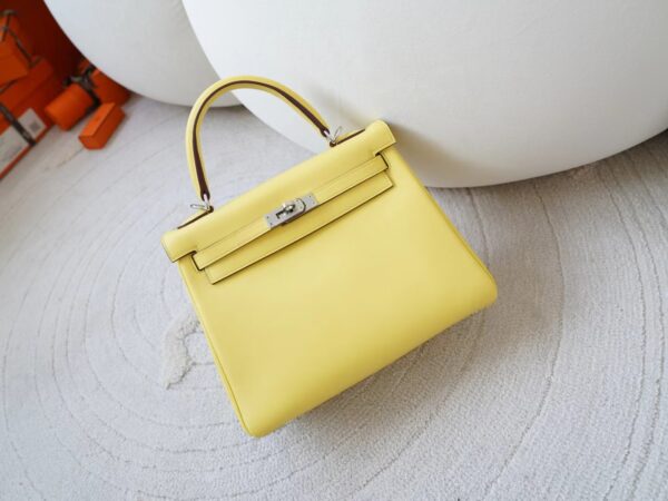 mmexport1721111184888-1 Indonesia Jakarta Hermes Kelly 25CM Swift Leather 1Z Jaune Poussin Silver Hardware