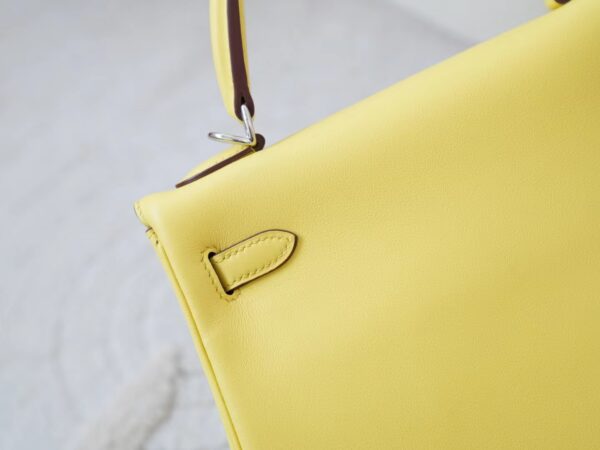 mmexport1721111190523 Indonesia Jakarta Hermes Kelly 25CM Swift Leather 1Z Jaune Poussin Silver Hardware