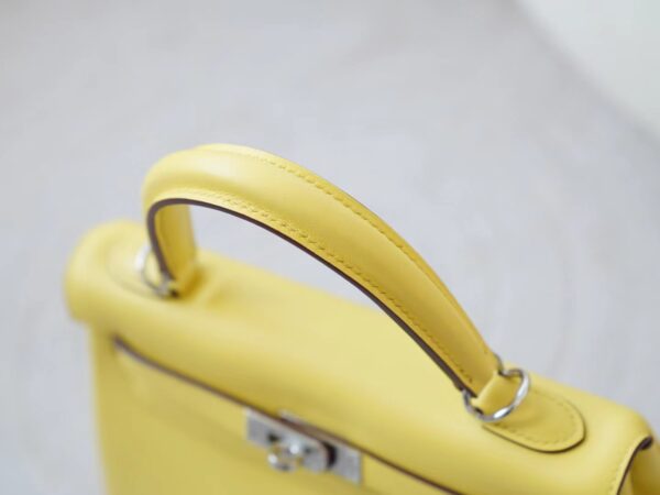 mmexport1721111194236 Indonesia Jakarta Hermes Kelly 25CM Swift Leather 1Z Jaune Poussin Silver Hardware