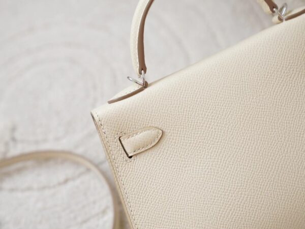 mmexport1721455985631 Russia Moscow Hermes Mini Kelly 19CM Epsom 10 Craie / Deep Blue Silver Hardware