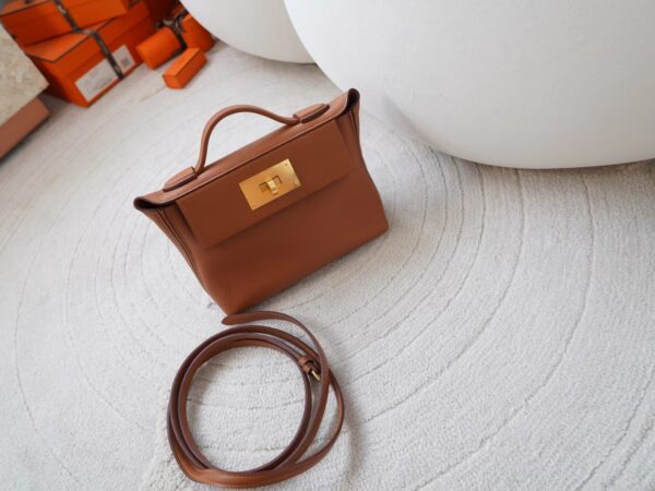 mmexport1721456169287 Hermes Kelly 2424 Mini 37 Gold Evercolor Original Color Stitches