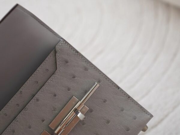 mmexport1721456202583 Korea Seoul Hermes KK Ostrich Verrou Mini 8U Blue Glacier Silver Hardware