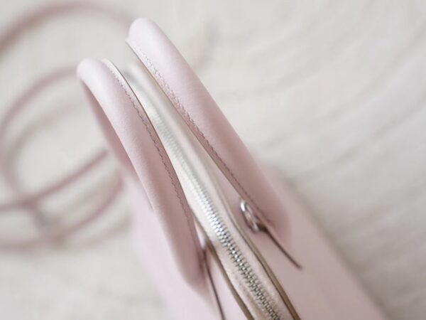 mmexport1721716477892 Hermes Bag Images Mini Bolide 18CM Evercolor Leather 09 Mauve Pale Silver Hardware