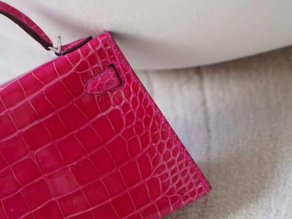 mmexport1721890631562 Korea Seoul Hermes Mini Kelly 19CM Shiny Alligator Crocodile 0D Rose Mexico Silver Hardware