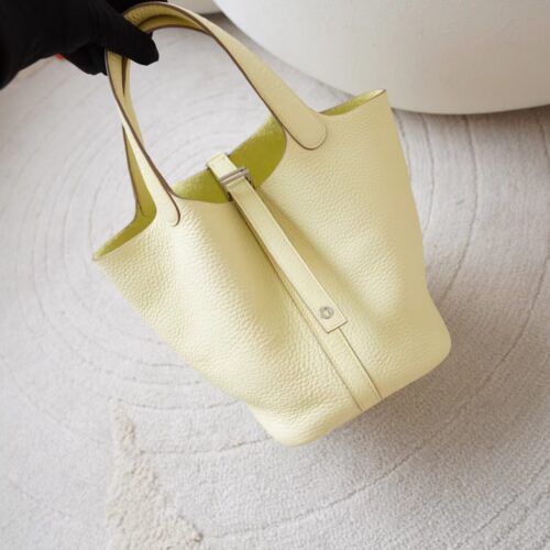 USA New York Hermes Picotin 18CM Clemence 0Y Lemoncello Silver Hardware