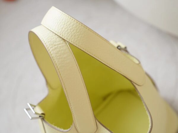mmexport1721890756377 USA New York Hermes Picotin 18CM Clemence 0Y Lemoncello Silver Hardware