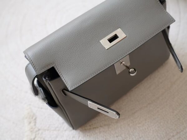 mmexport1721891974738 Kuwait Hermes Kelly Messenger 25CM Evercolor 0L Gris Meyer Silver Hardware