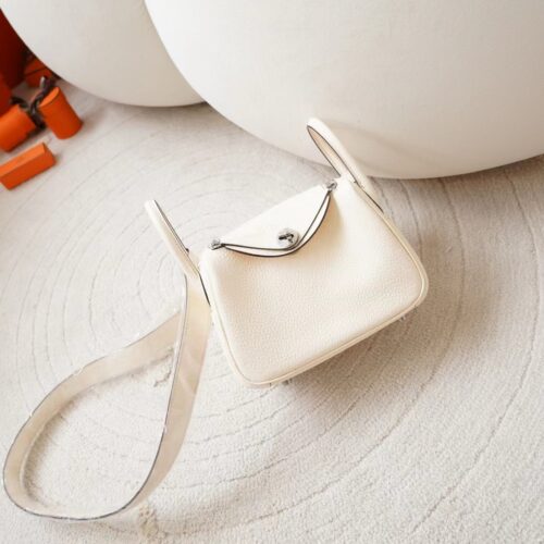 Hermes Bag Images Mini Lindy 19CM I2 Nata Clemence Leather Silver Hardware