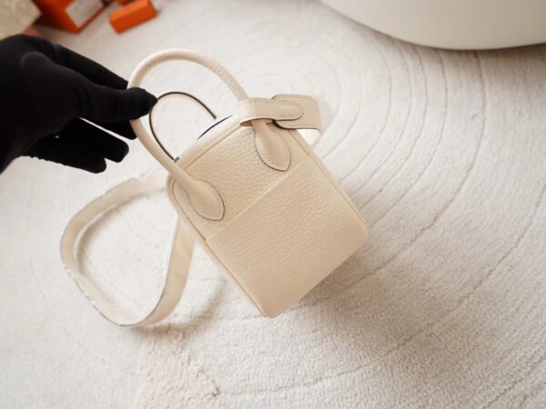 mmexport1722326232643 Hermes Bag Images Mini Lindy 19CM I2 Nata Clemence Leather Silver Hardware