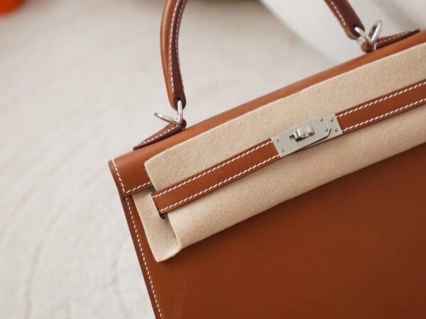 mmexport1722326261441 Hermes Bag Images Kelly Sellier 25CM Barenia Leather Fauve Silver Hardware