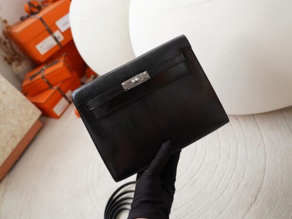 mmexport1722326296964 USA New York Hermes Lizard Leather Kelly Danse 22CM 89 Noir Silver Hardware