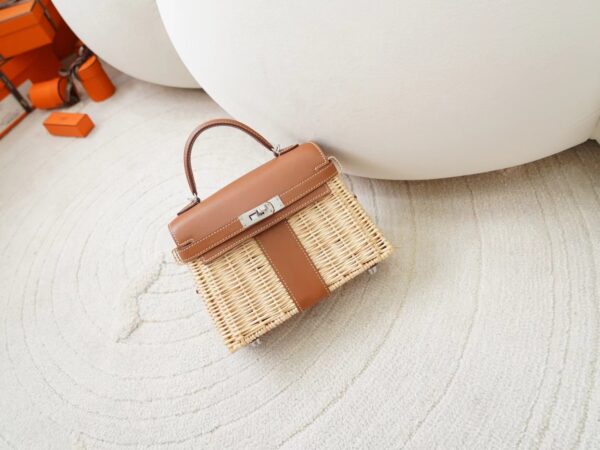 mmexport1722329909895 Hermes Bag Price Mini Picnic 37 Gold Swift Leather Silver Hardware