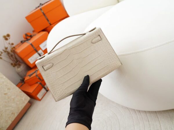 mmexport1722418201335 Hermes Bag Images Kelly Pochette 22CM Matte Alligator Crocodile 8L Beton Silver Hardware
