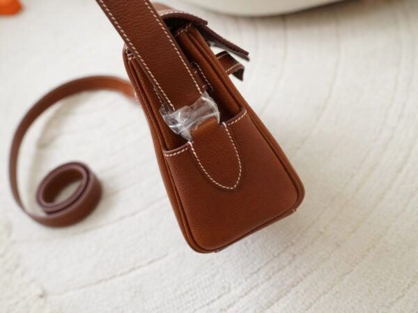 mmexport1722418274113 Full Handmade Hermes Kelly Messenger 25CM 37 Gold Barenia Leather Silver Hardware
