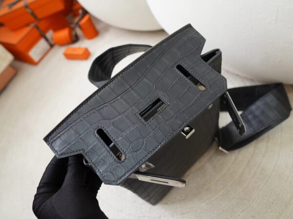 mmexport1722418473693 UAE Dubai Hermes Hac A Dos Backpack Matte Niloticus Crocodile 89 Noir Silver Hardware