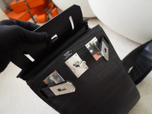 mmexport1722418476012 UAE Dubai Hermes Hac A Dos Backpack Matte Niloticus Crocodile 89 Noir Silver Hardware