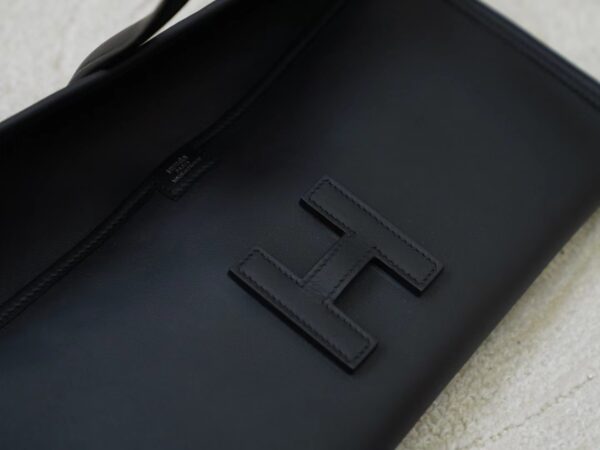mmexport1722590322722 Hermes Jige Elan Clutch Bag Swift Leather 89 Noir