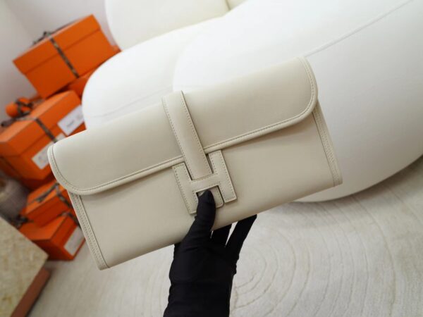 mmexport1722590355979-1 Hermes Swift Leather Jige Elan Clutch 10 Craie Women’s Clutch Bag