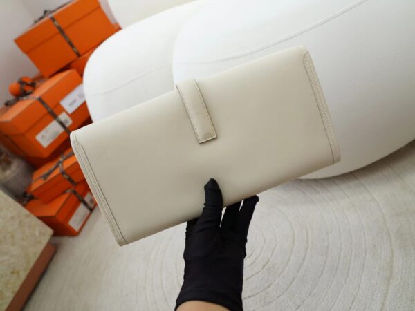 mmexport1722590357972 Hermes Swift Leather Jige Elan Clutch 10 Craie Women’s Clutch Bag