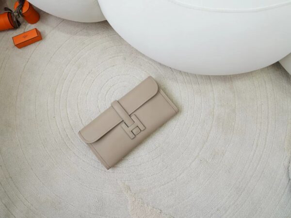 mmexport1722590407366 USA Washington Hermes Jige Elan Clutch Bag M8 Gris Asphalt Swift Leather