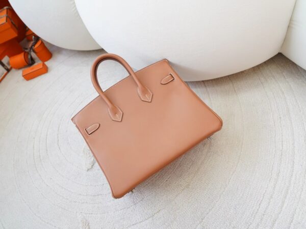 mmexport1722590433667 Australia Sydney Hermes Birkin 25CM 37 Gold Jonthan Leather Silver Hardware