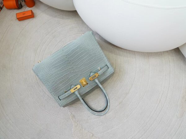 mmexport1722590525035 Hermes Bag Images Matte Porosus Crocodile Birkin 30CM 0V Gris Ciment Gold Hardware