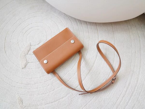 mmexport1722667238612 Canada Toronto Hermes Snap Wallet 37 Gold Epsom Leather Silver Hardware