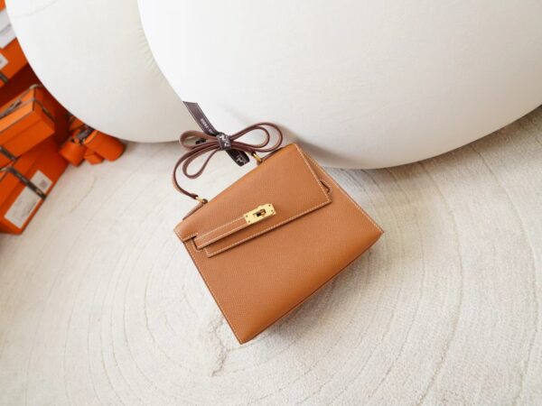 mmexport1725518229856 USA New York Hermes Kelly Desordre 20CM CC37 Gold Epsom Leather Gold Hardware