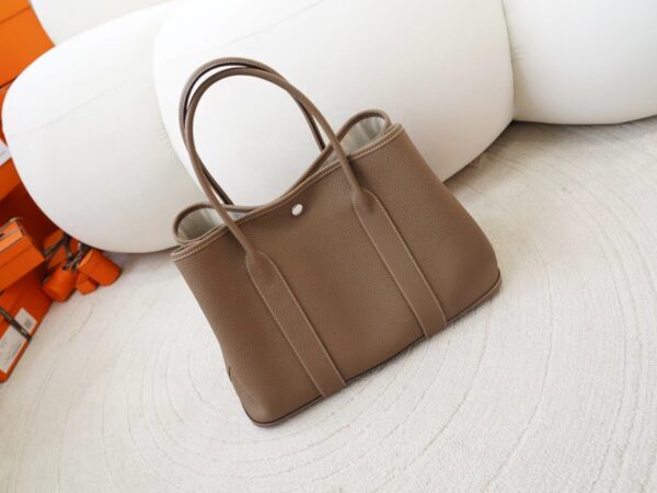 mmexport1725856660537 Hermes Bag Images Garden Party 36CM Clemence Leather CK18 Etoupe Grey Silver Hardware